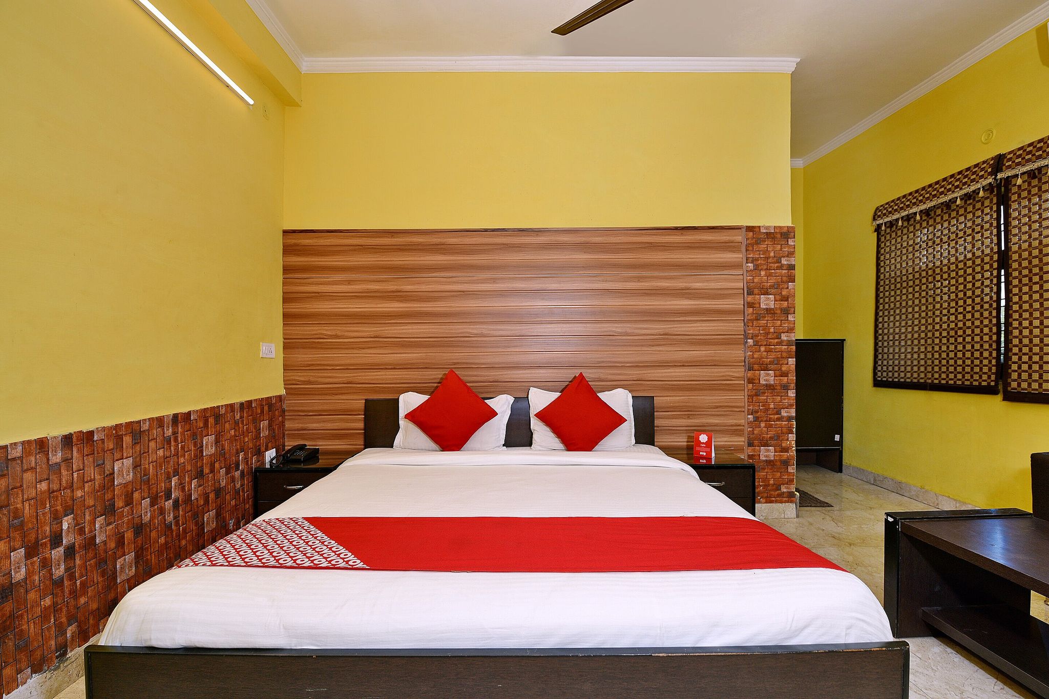Super Hotel O GMS Road Ballupur Chowk Classic Room 6