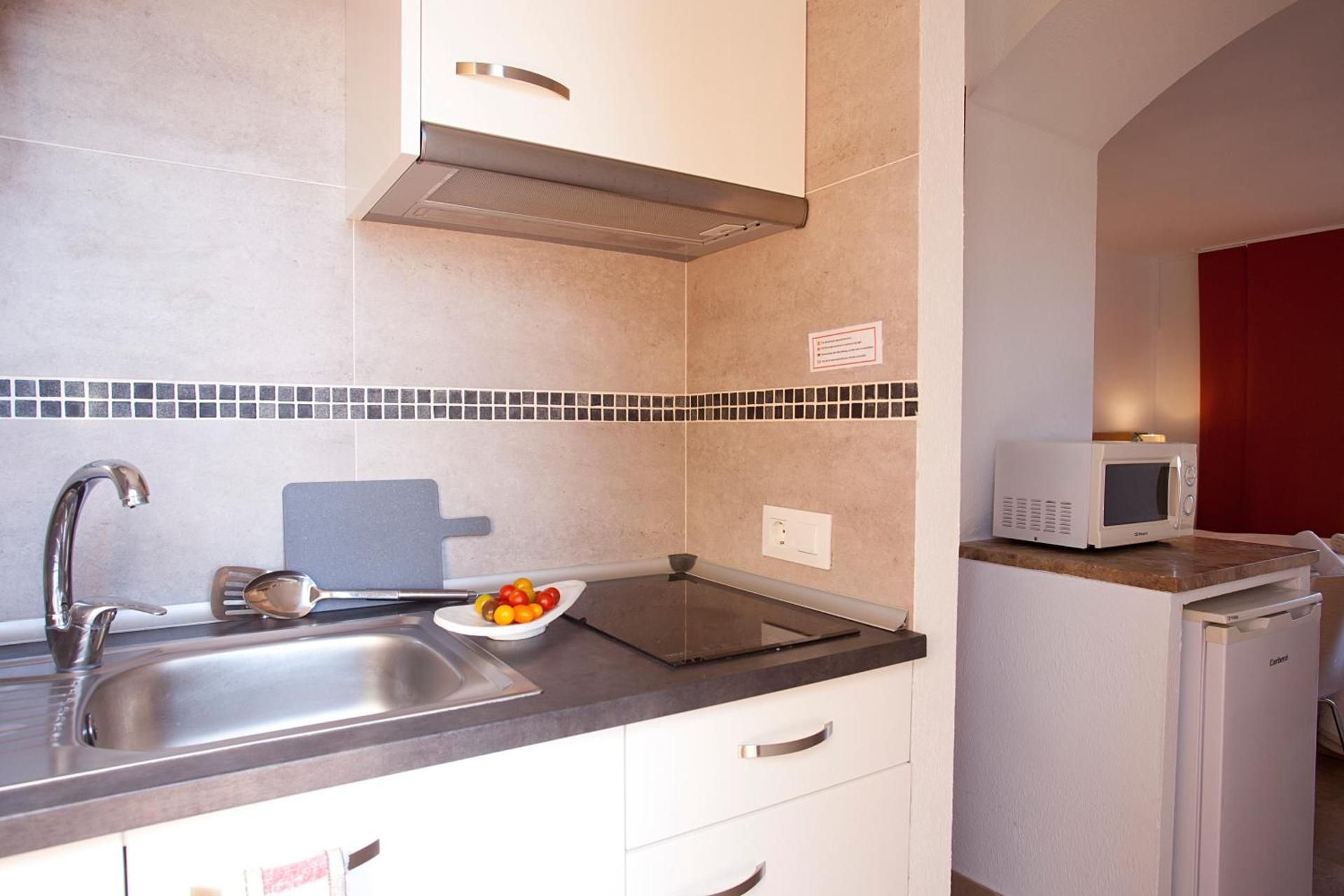 Studio (2 Adults)
