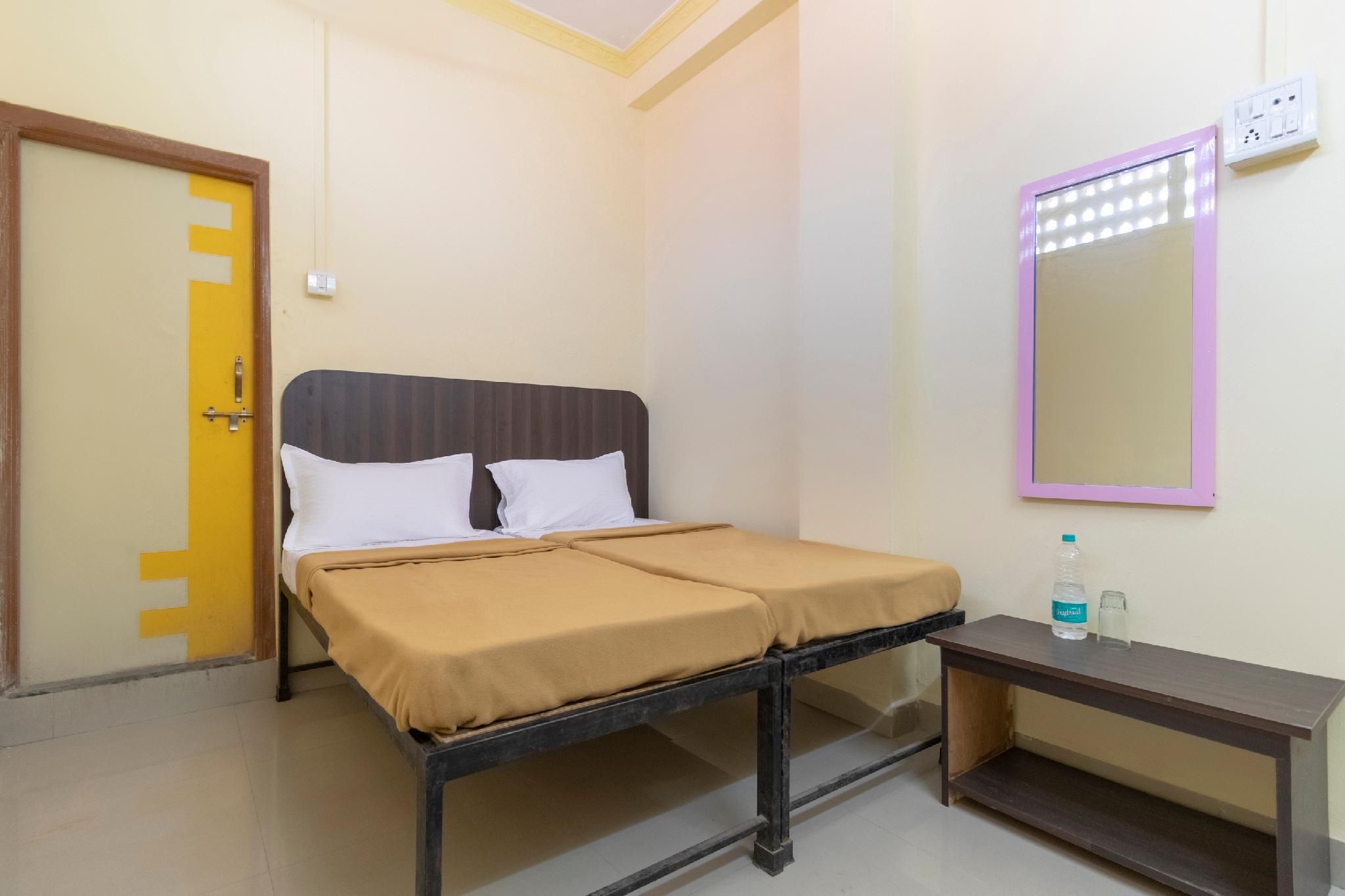 SPOT ON Shree Gajanan SPOT ON NON-AC 14