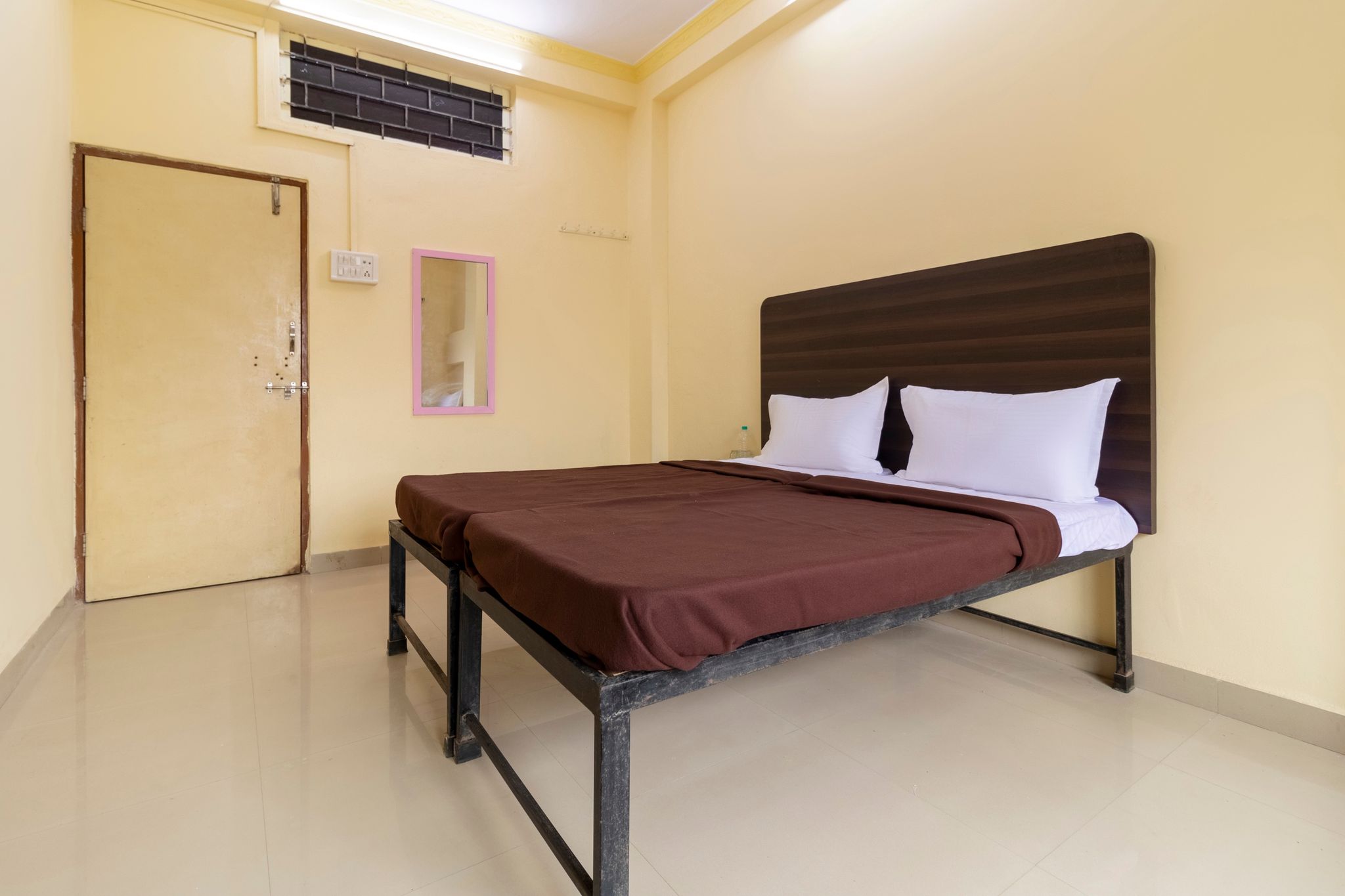 SPOT ON Shree Gajanan SPOT ON NON-AC 11