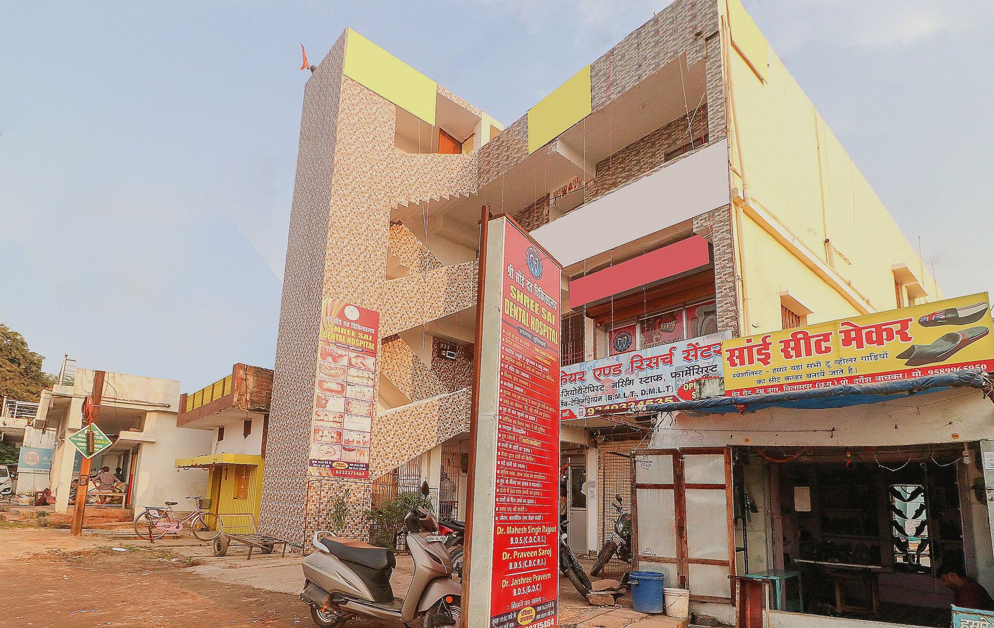 SPOT ON Hotel Om Kanha