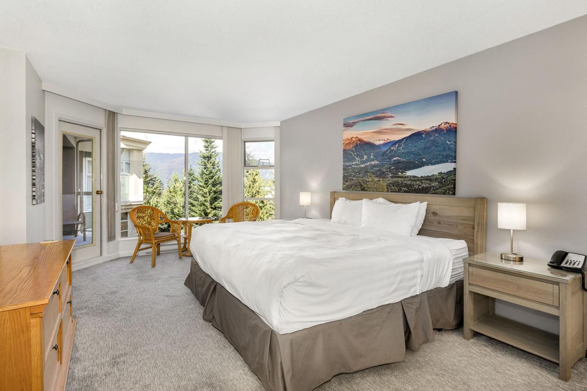 Three-Bedroom Apartment (Unit 611)