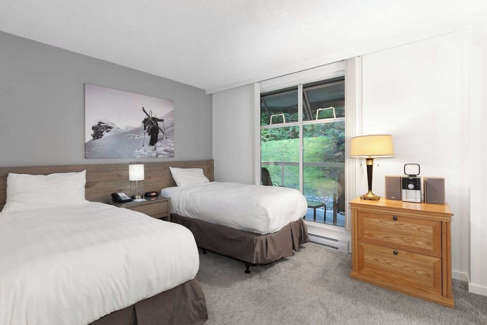 Condo, 2 Bedrooms (Unit 220)