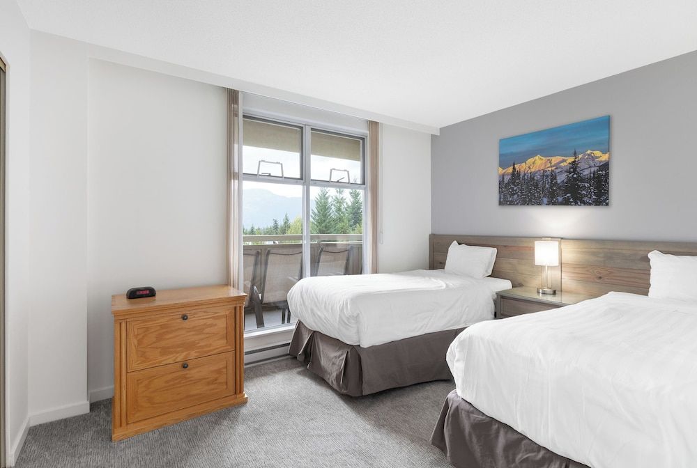 Condo, 2 Bedrooms (Unit 407)