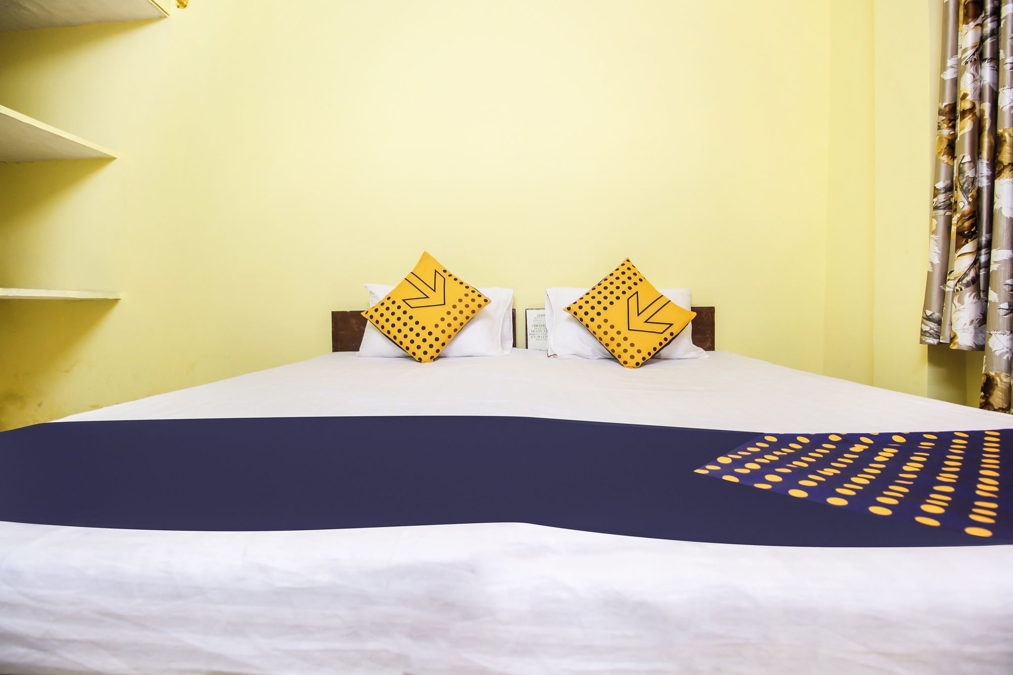 Collection O Hotel Kavya Guest House