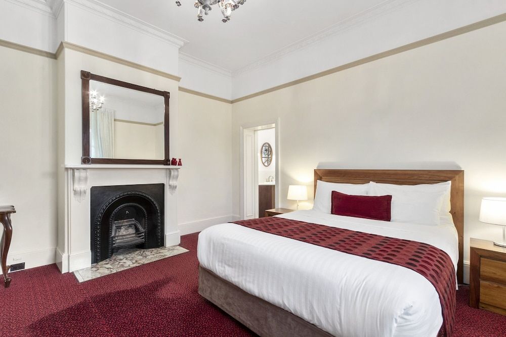 Grosvenor Court Apartments Hobart Three Bedroom House (Grosvenor Street)