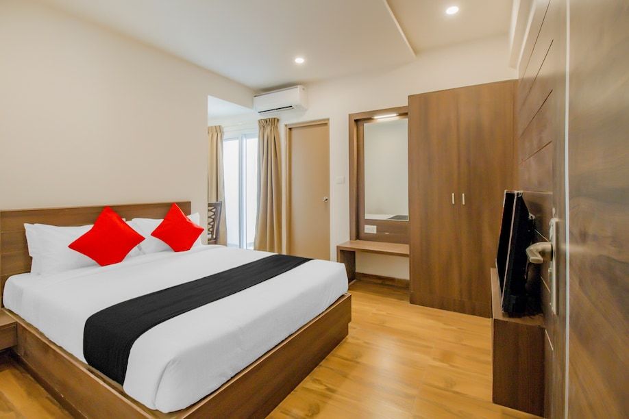 Deluxe Room with Balcony