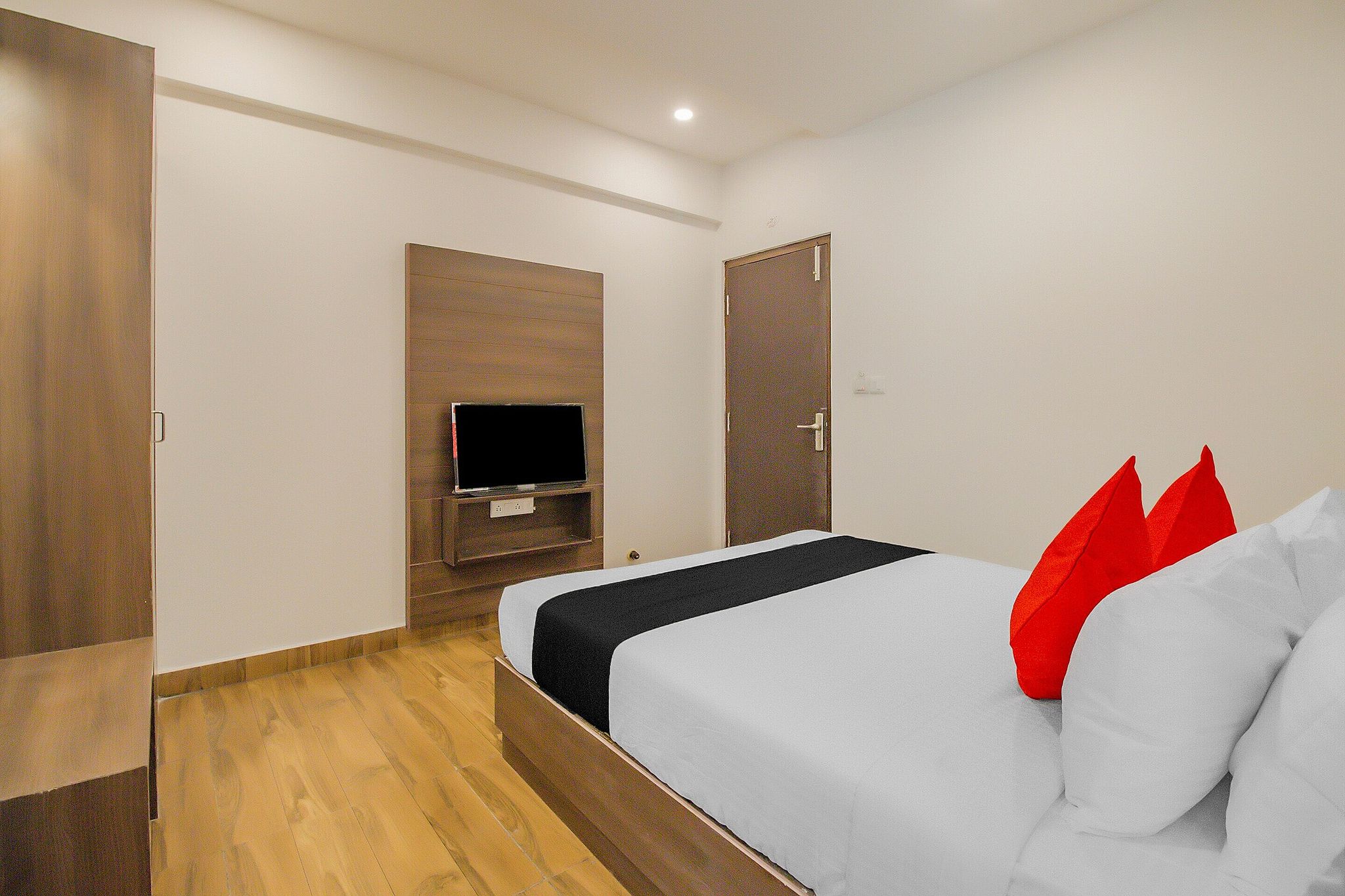 Deluxe Room with Balcony