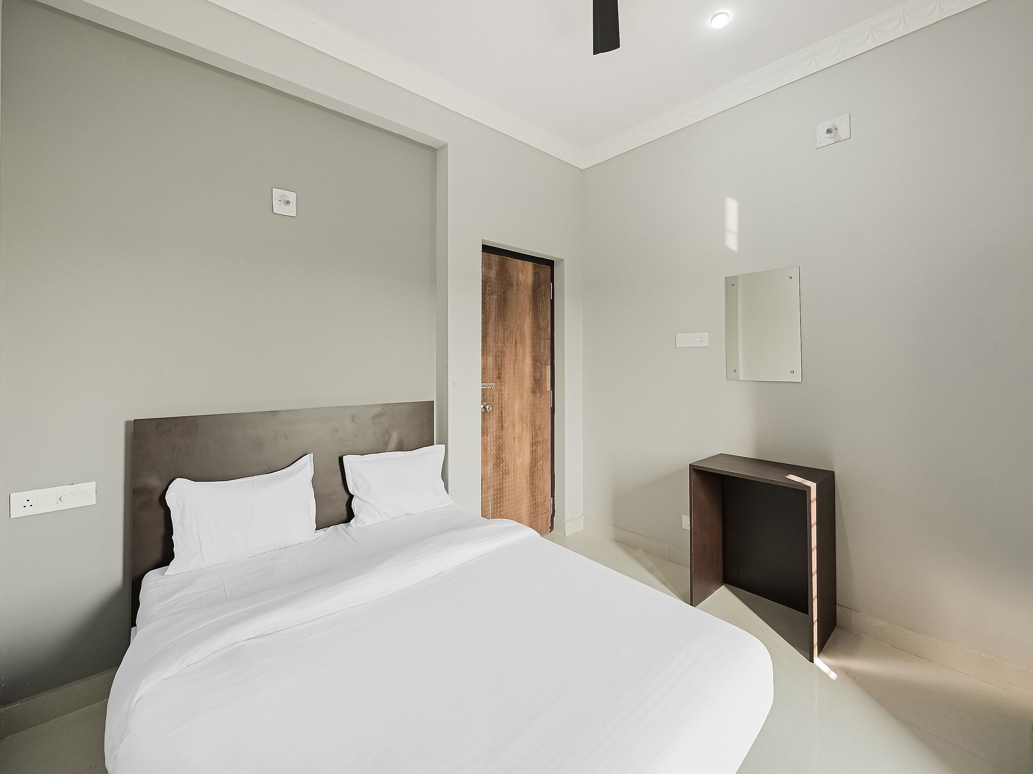 undefined HOTEL SIGNATURE PREMIUM 5