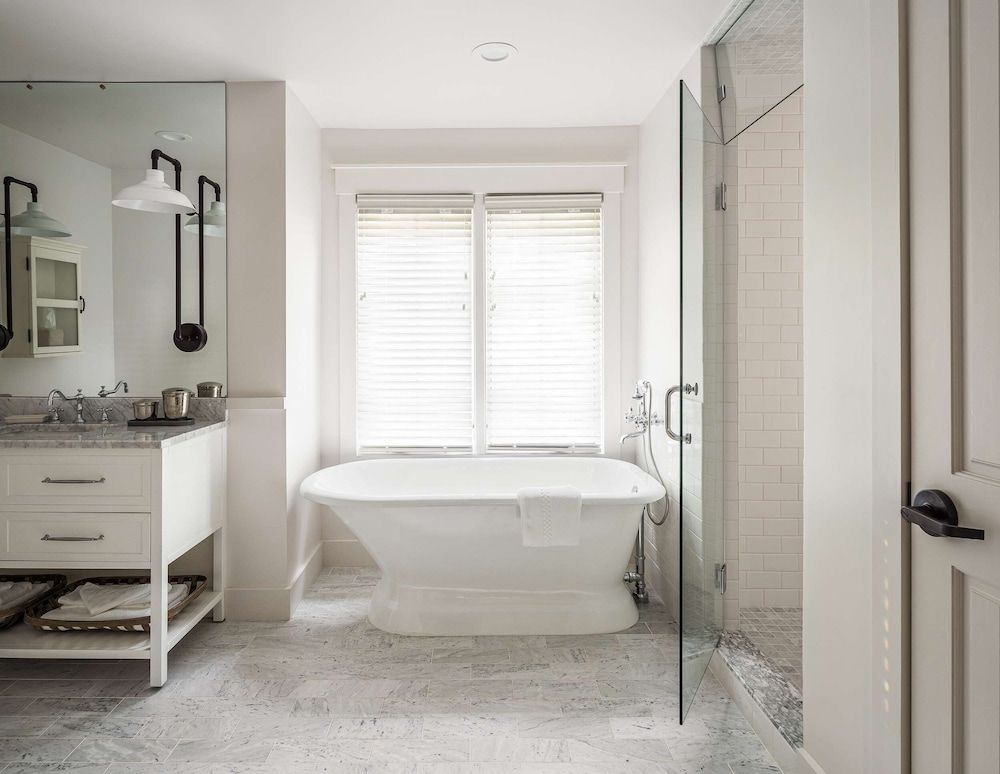 Farmhouse Inn Suite (Cottage Petite)