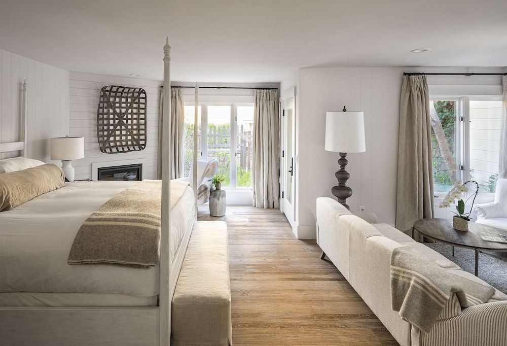 Farmhouse Inn Suite (Cottage Petite) 3