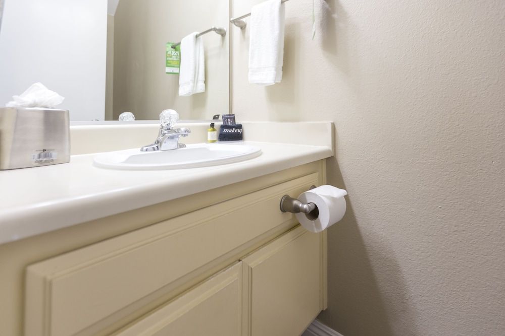 Indian Palms Vacation Club Suite, 2 Bedrooms, Non Smoking, Kitchen 4