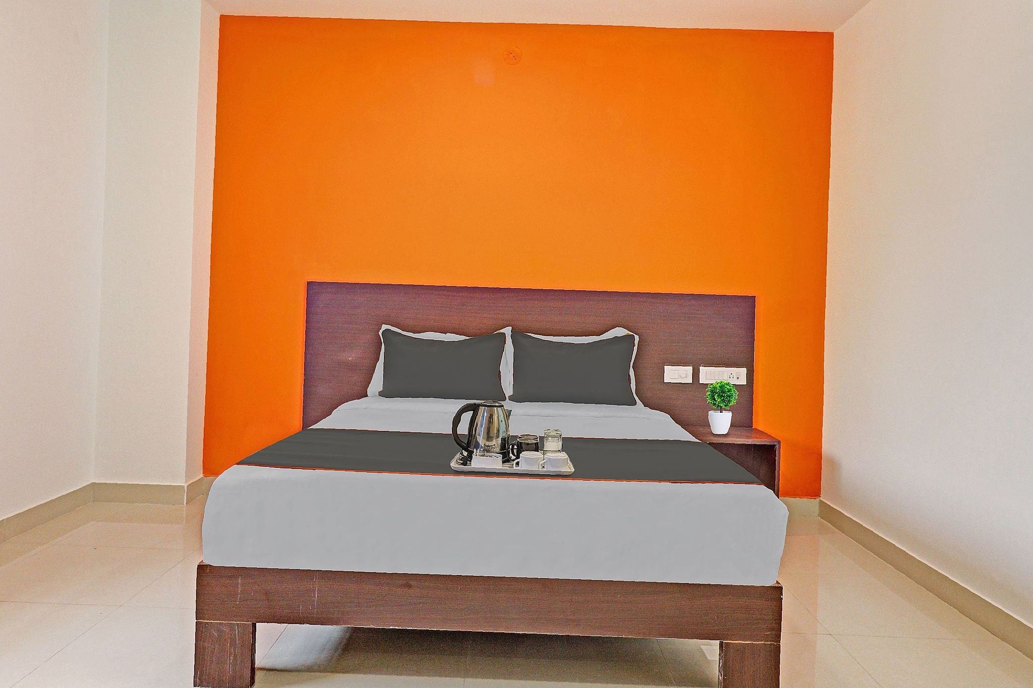 OYO 88025 Blooms Luxury Suite 8