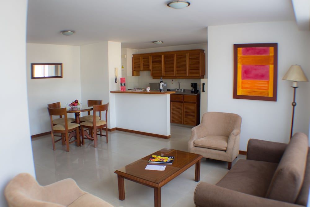 Aparta Hotel Portal del Rodeo Apartment, Multiple Beds 4