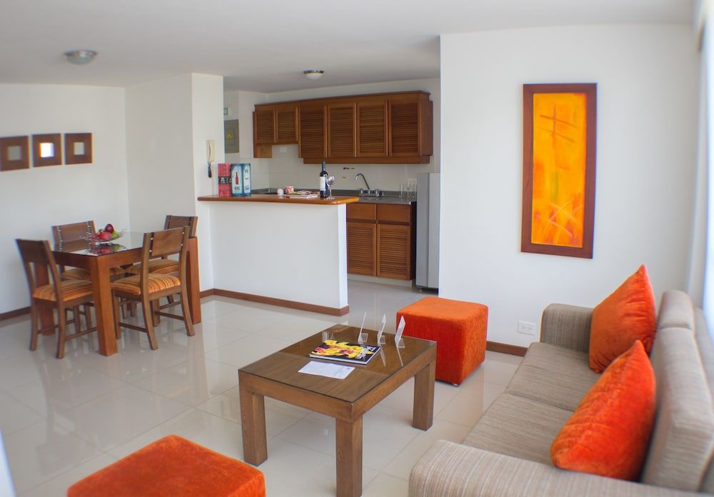 Aparta Hotel Portal del Rodeo Apartment, Multiple Beds 5