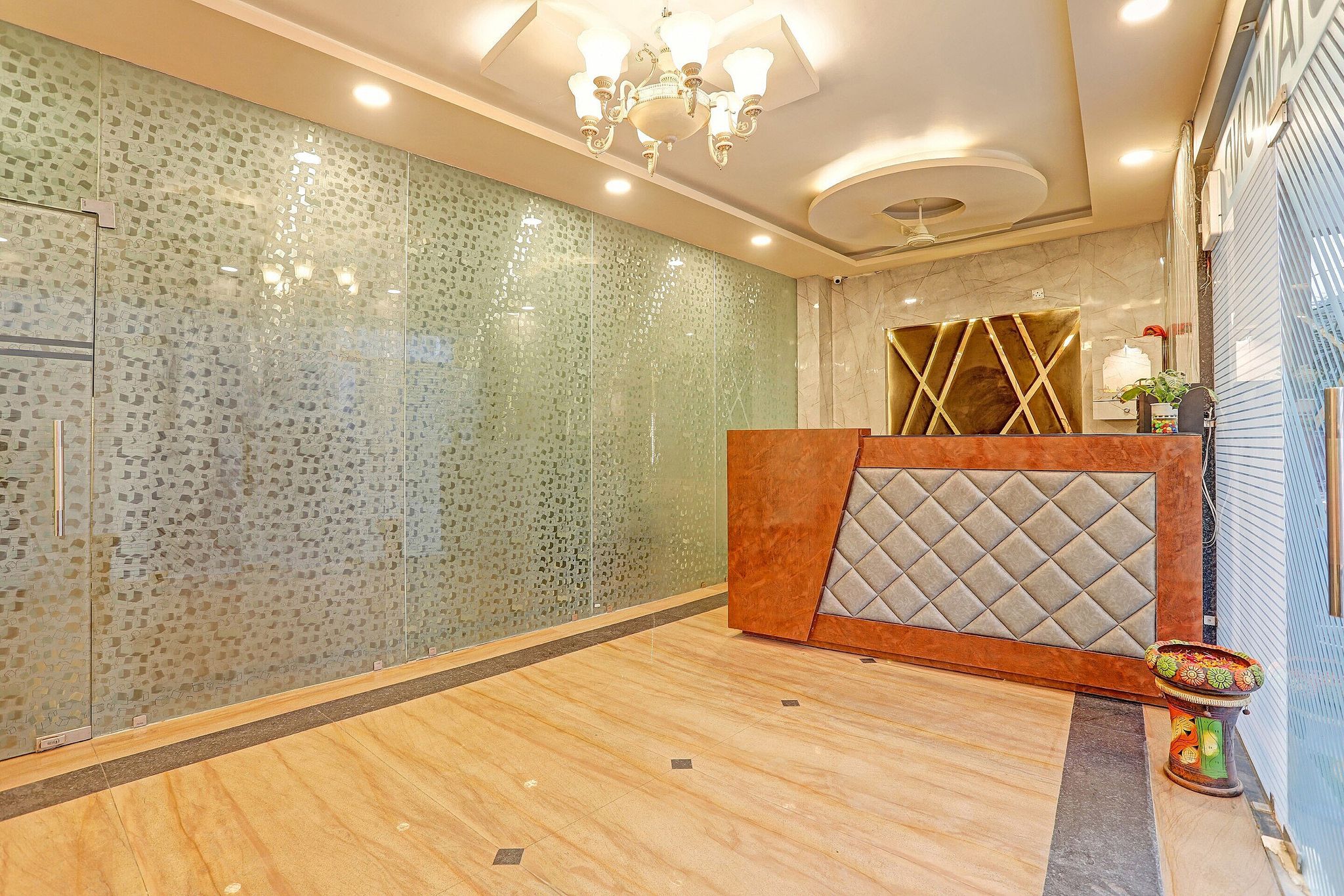 undefined TOWNHOUSE THE HOTEL DIAMOND VASUNDHARA 4