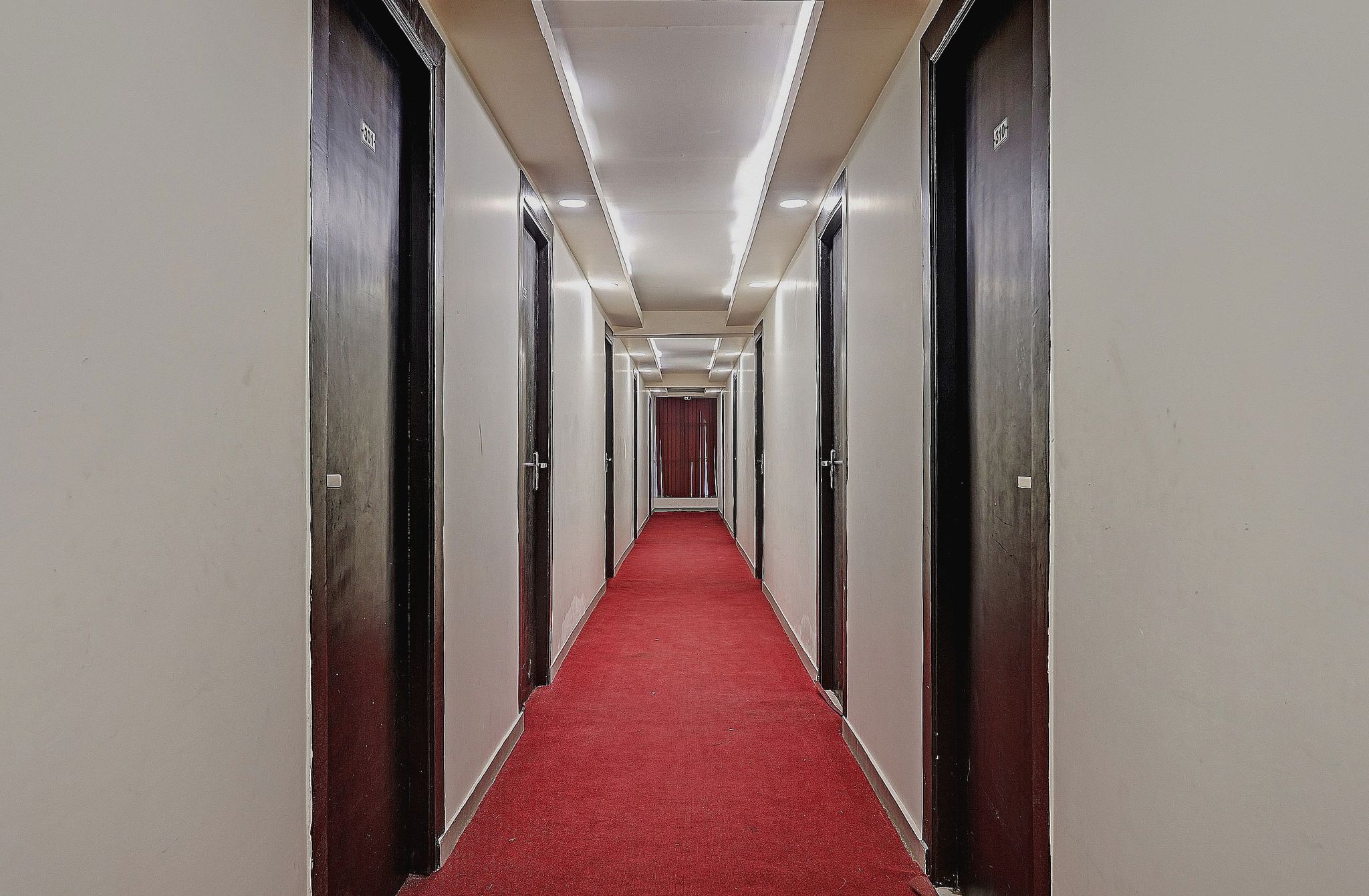 undefined TOWNHOUSE THE HOTEL DIAMOND VASUNDHARA 5