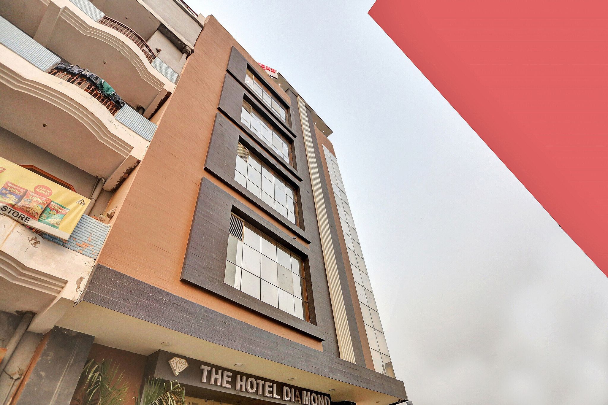 undefined TOWNHOUSE THE HOTEL DIAMOND VASUNDHARA 3