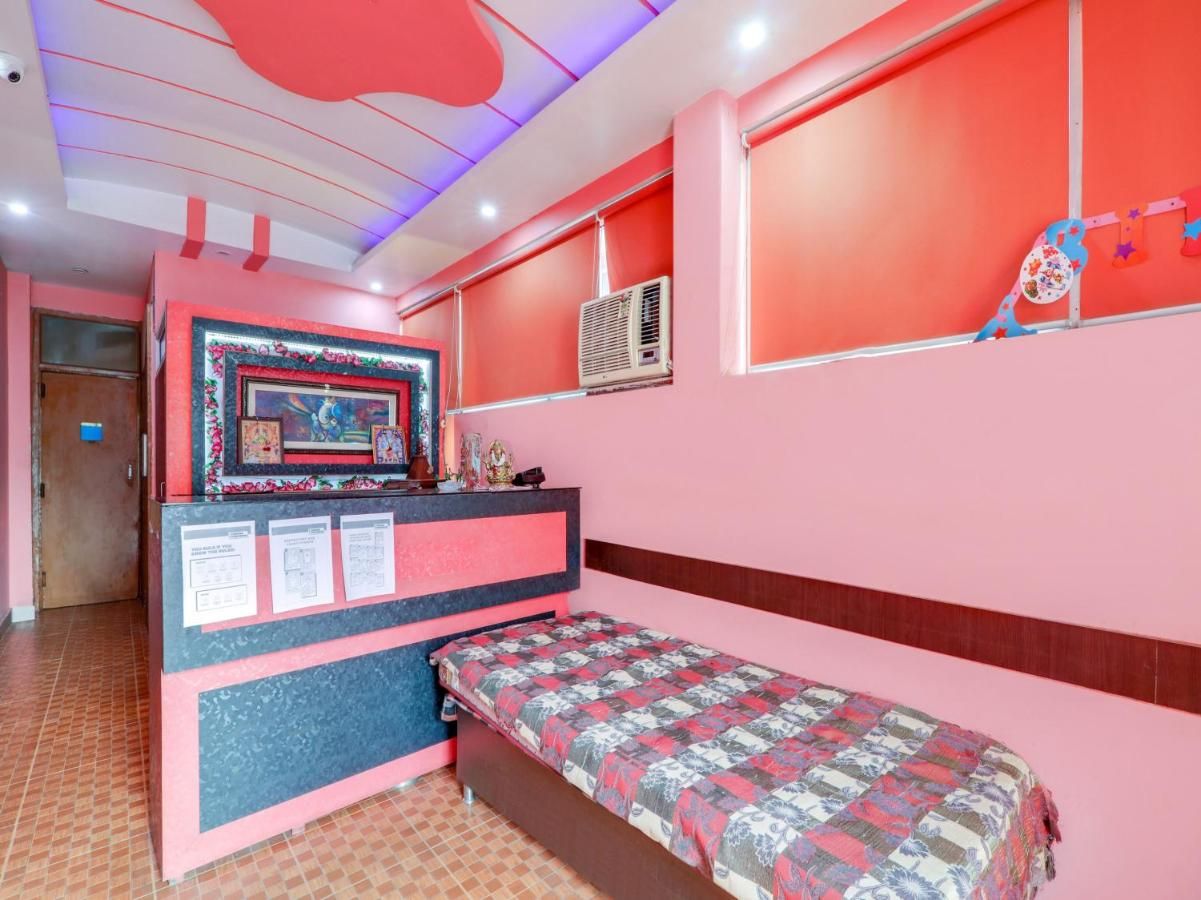 undefined OYO 76256 Trimurti Palace 3