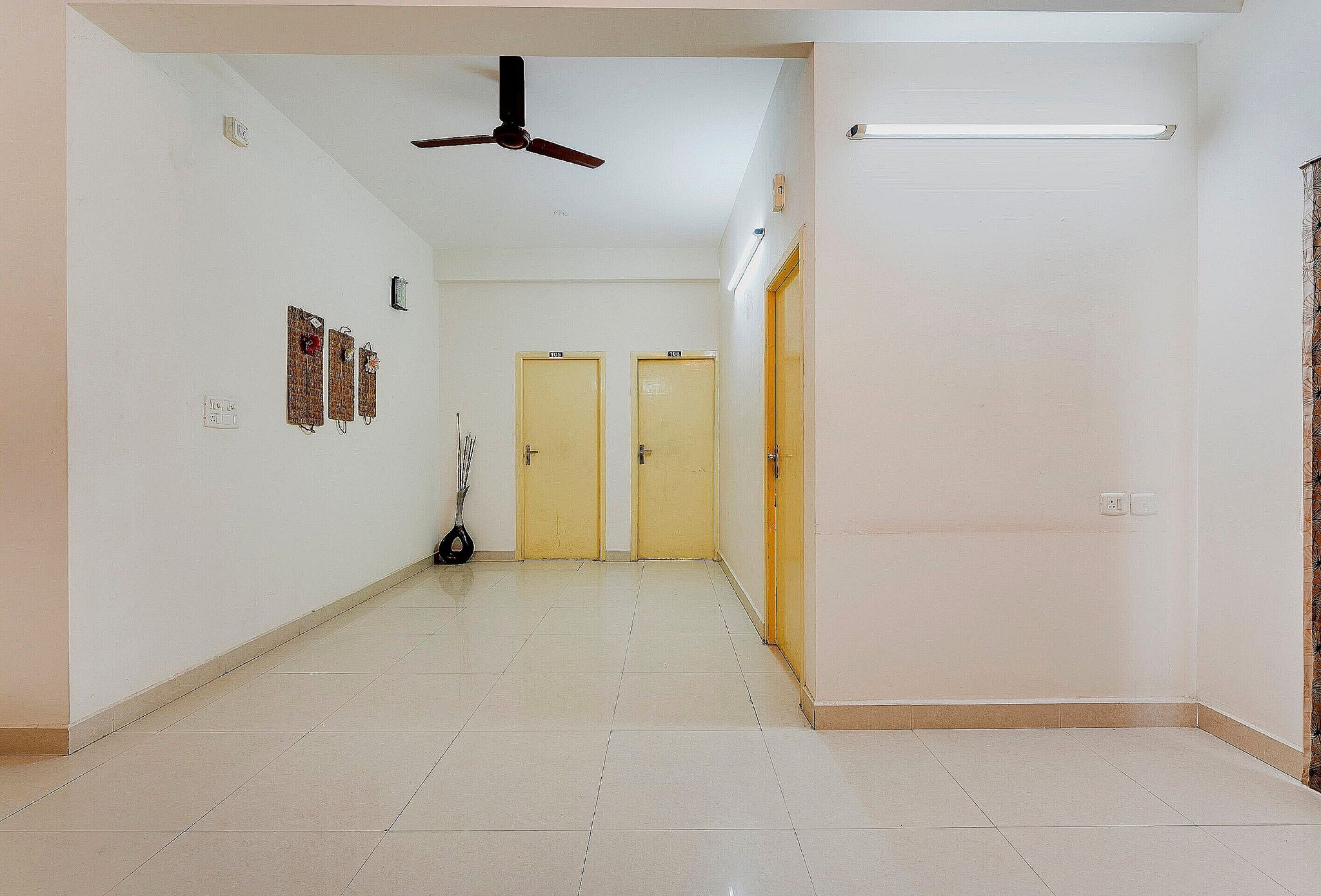 undefined Hotel O J2 Service Apartment 3