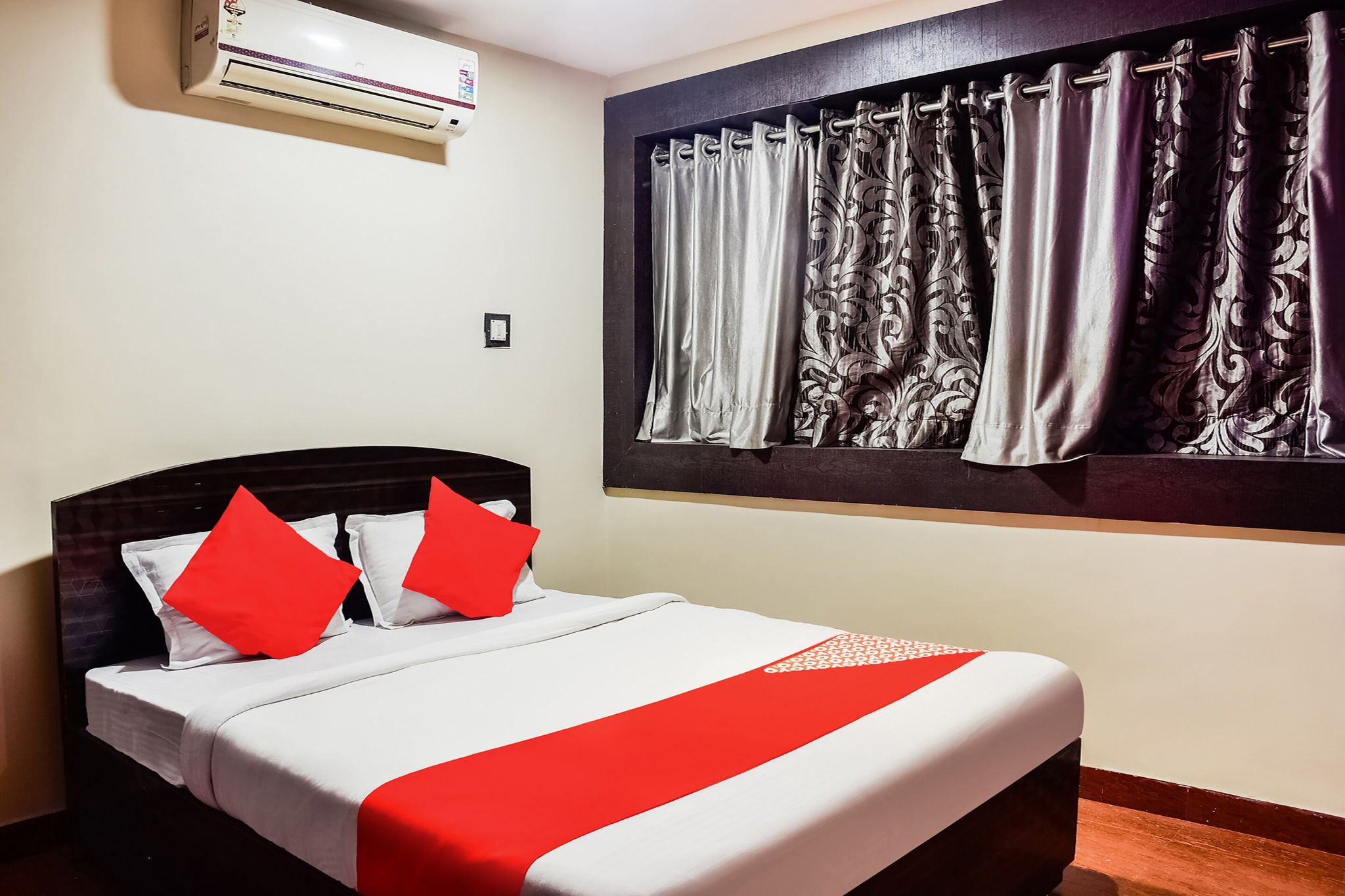 OYO Flagship Hotel Pragya 2 Classic 11