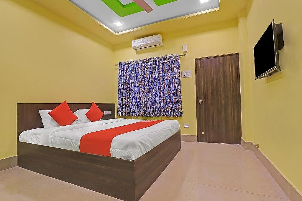 Hotel O Patil Classic Room