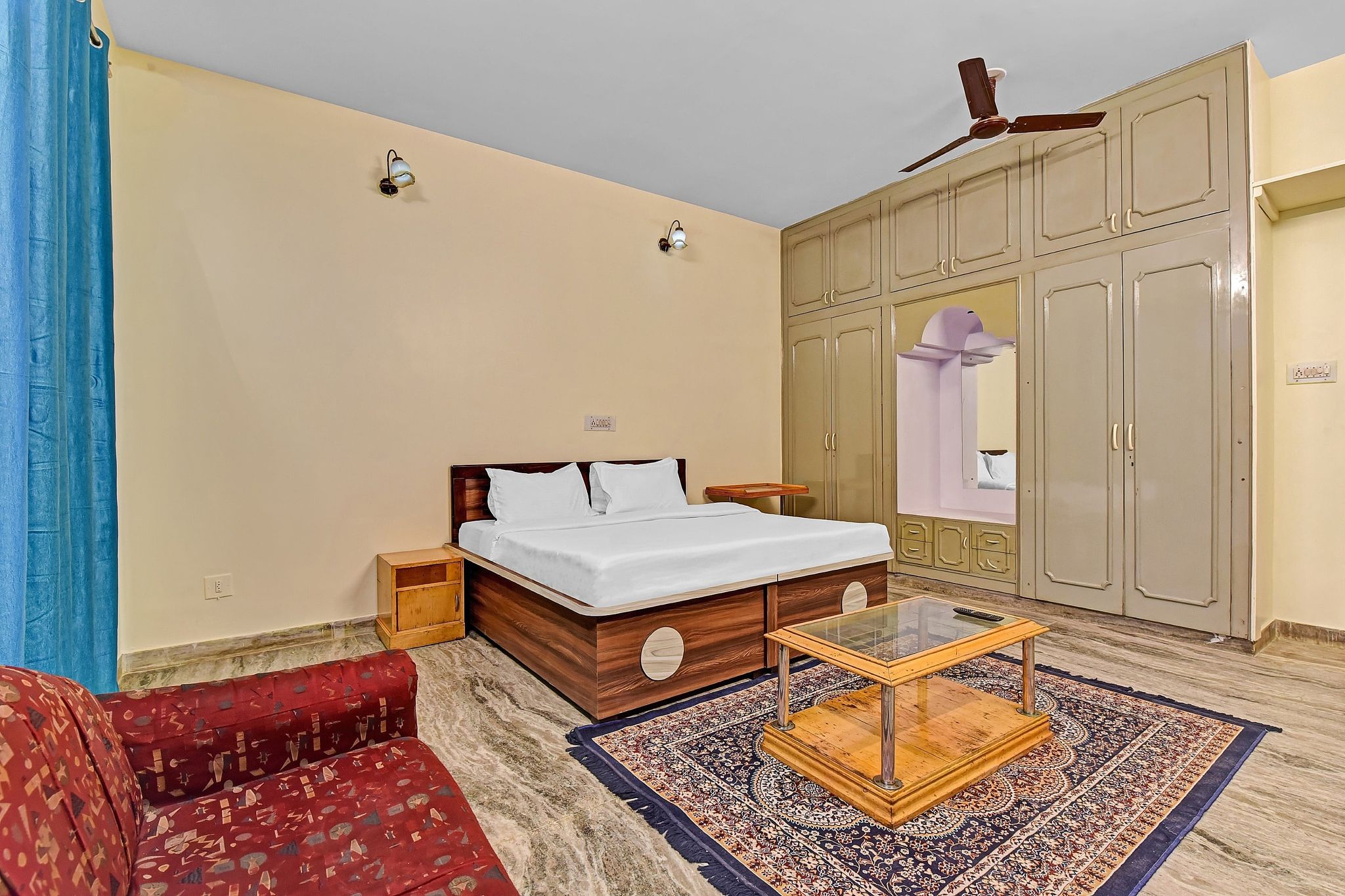 Hotel O by OYO Om Naman Classic 7