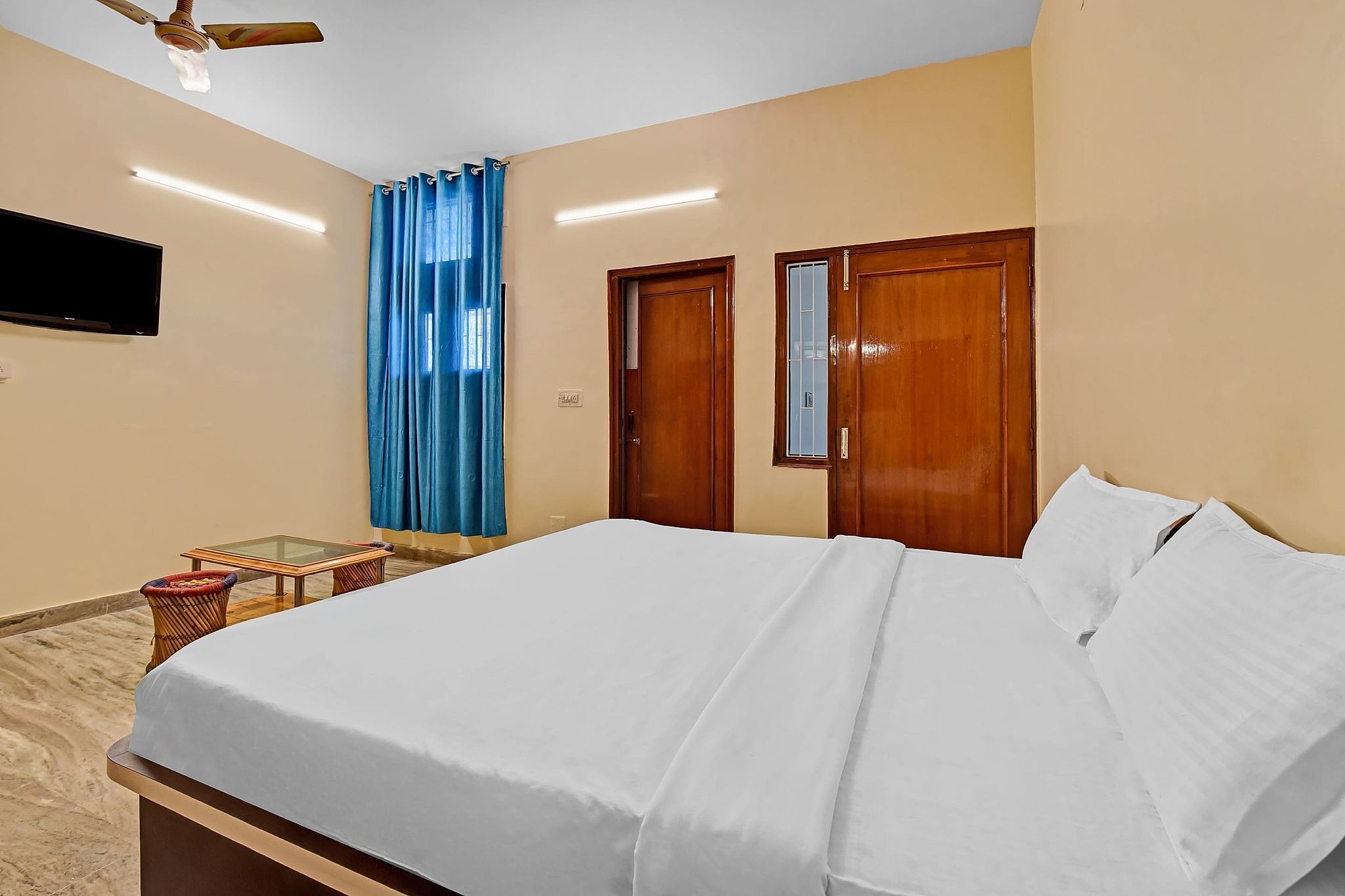 Hotel O by OYO Om Naman Classic 2