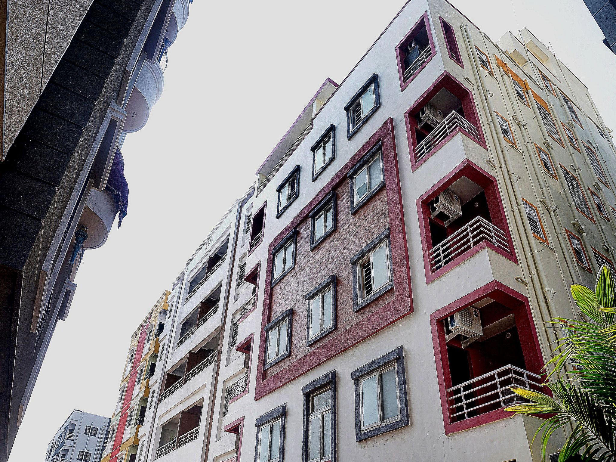 undefined Hotel O Sapphire Homes Stay 8