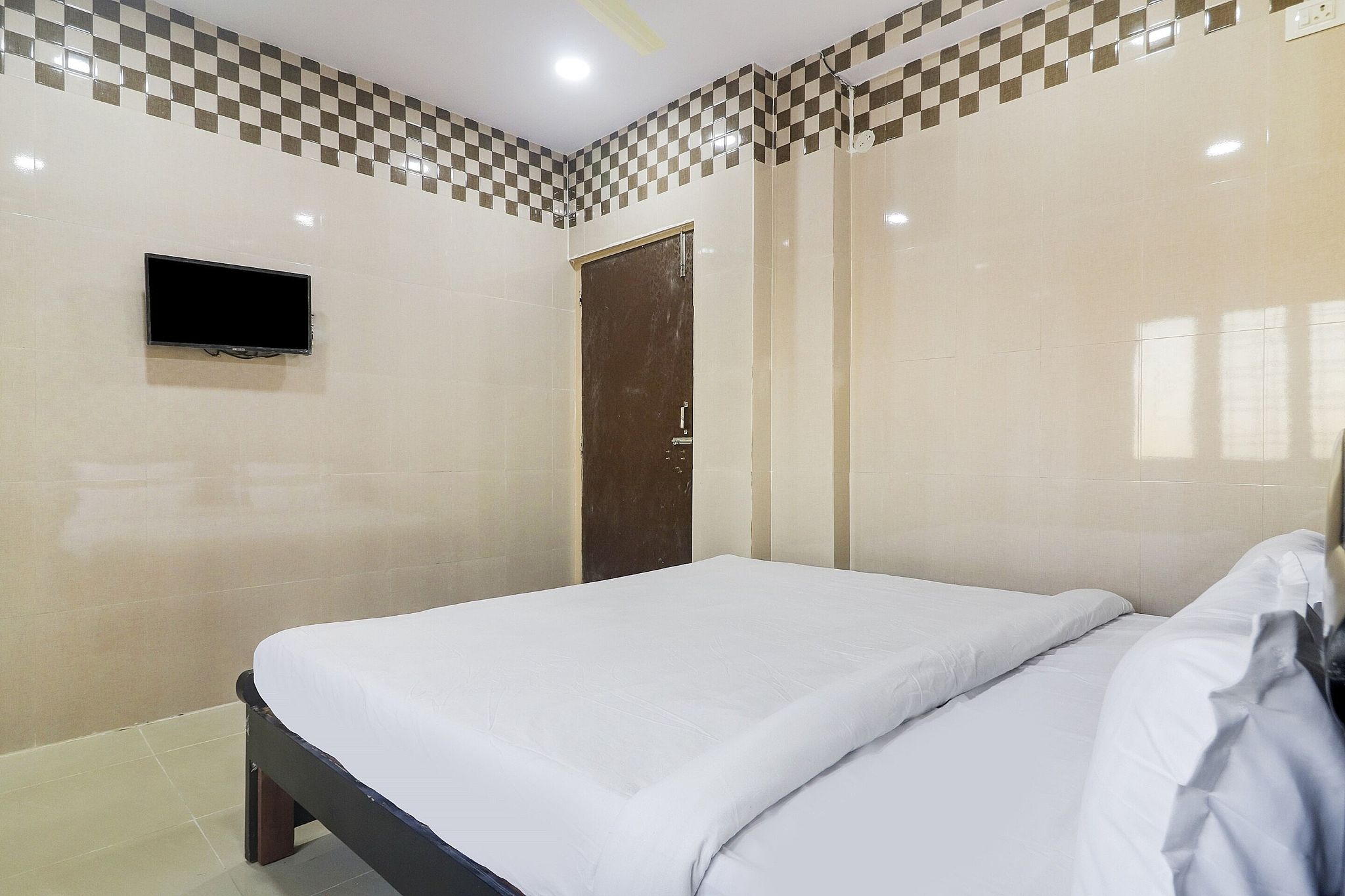 undefined Hotel O Aroma Classic Near Nampally Railway station 10