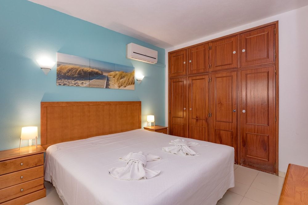 Apartment, 1 Bedroom, Pool View