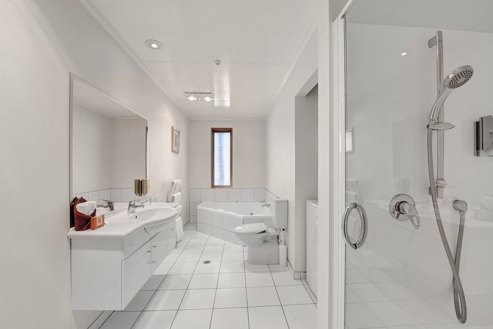 The Hotel Nelson Executive Apartment, 4 Bedrooms 8