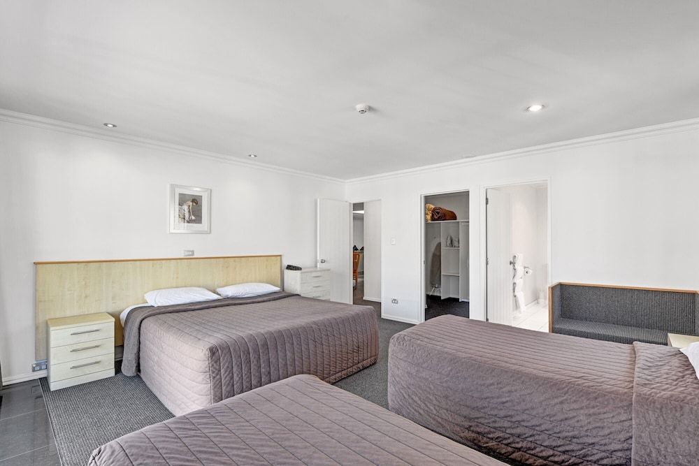 The Hotel Nelson Executive Apartment, 4 Bedrooms 3