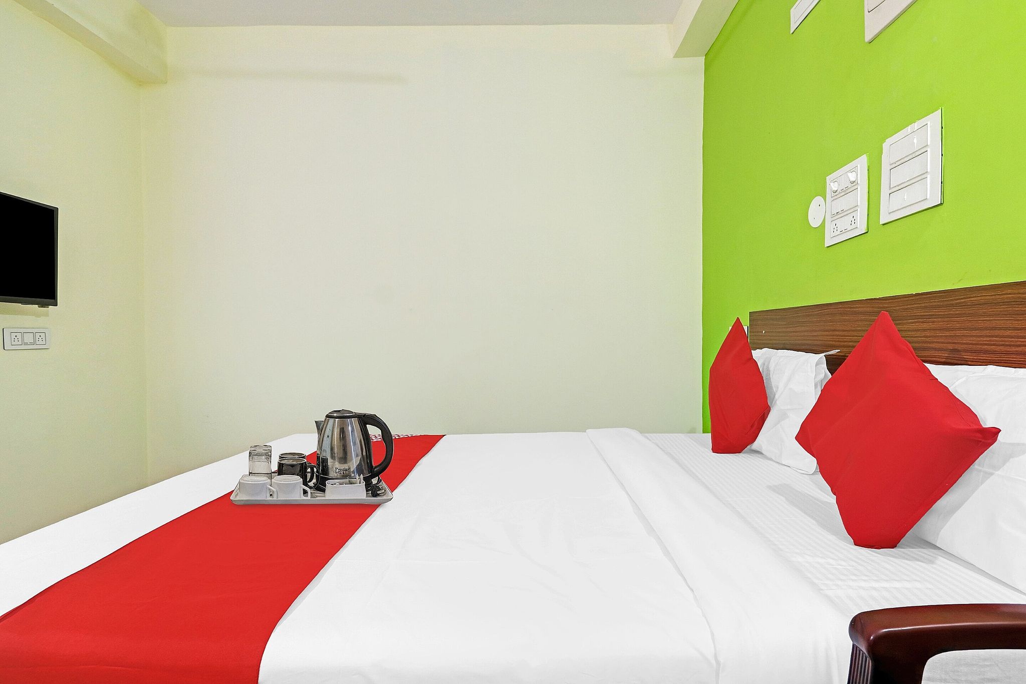 Super Hotel O Dk Reddy Square Classic Double or Twin 29