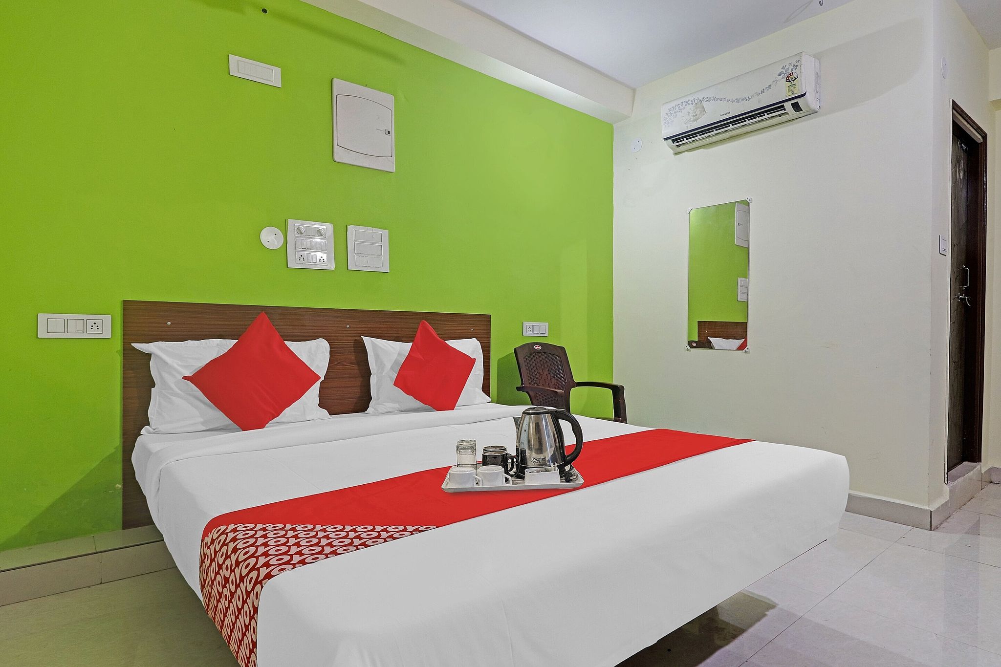 Super Hotel O Dk Reddy Square Classic Double or Twin 21