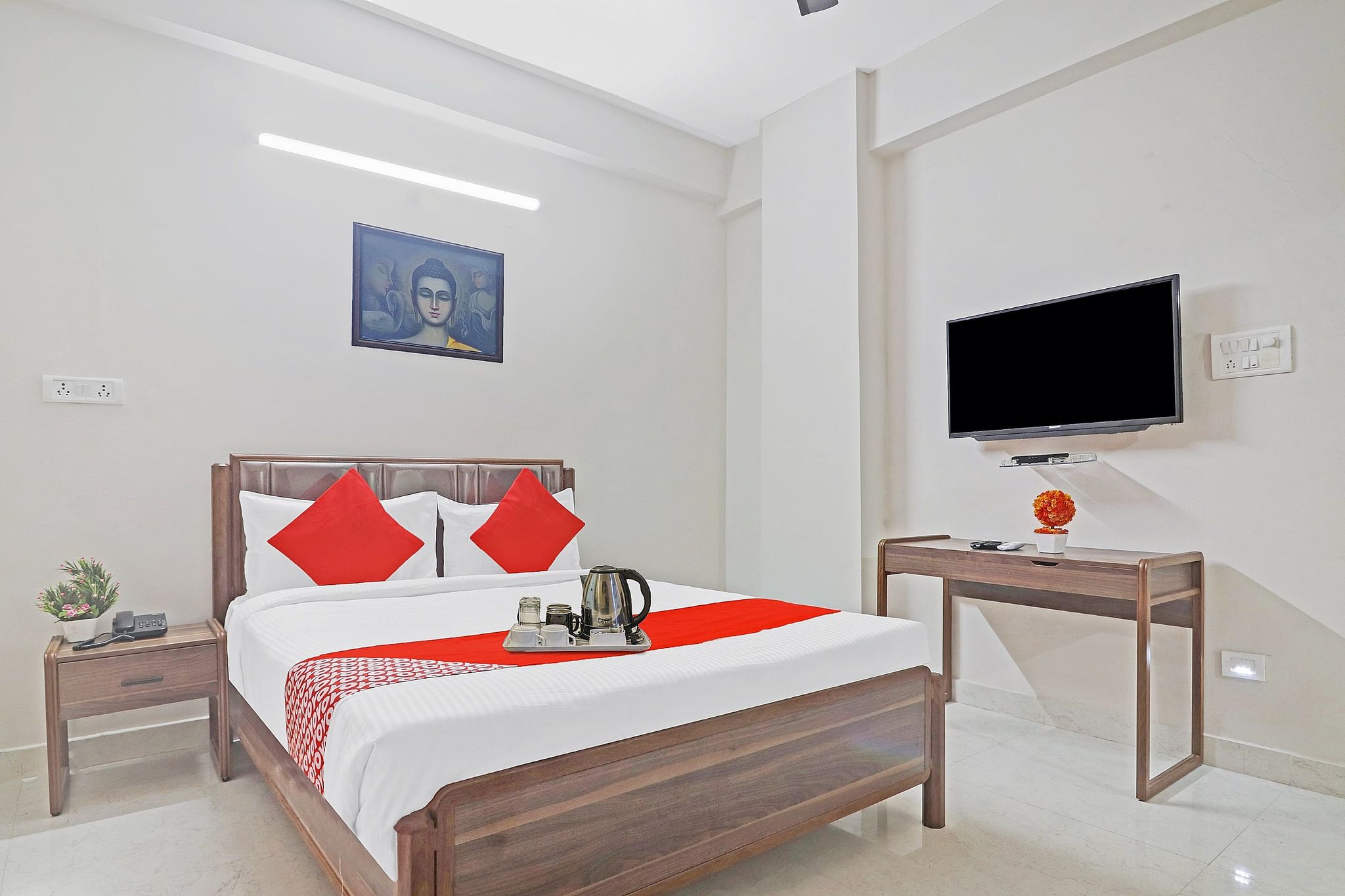 Hotel O SILVER SUITES Deluxe Room 12