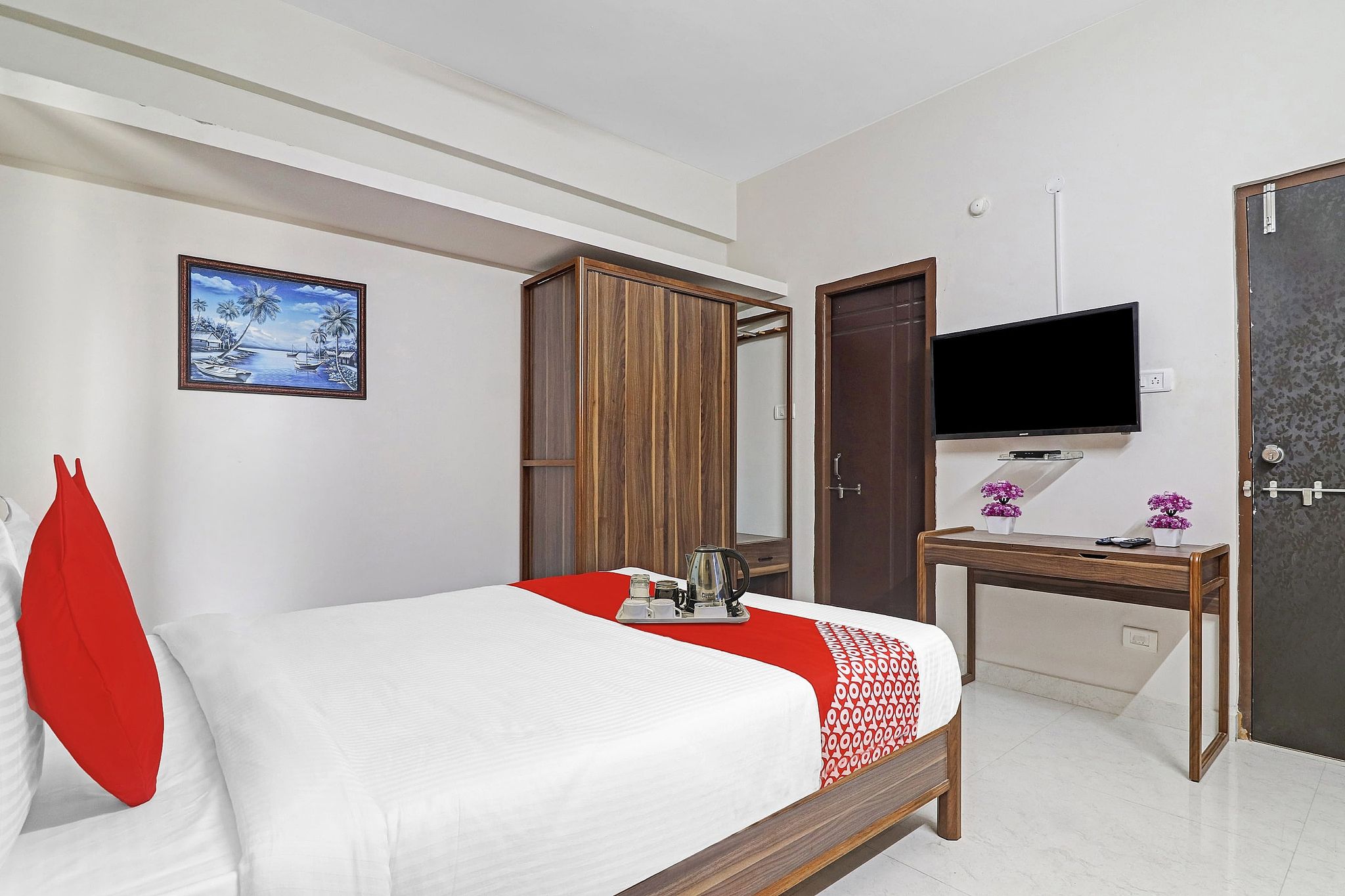 Hotel O SILVER SUITES Deluxe Room 3