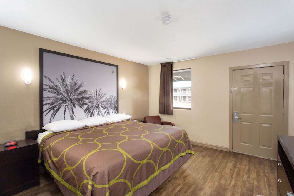 Room, 1 King Bed, Non Smoking