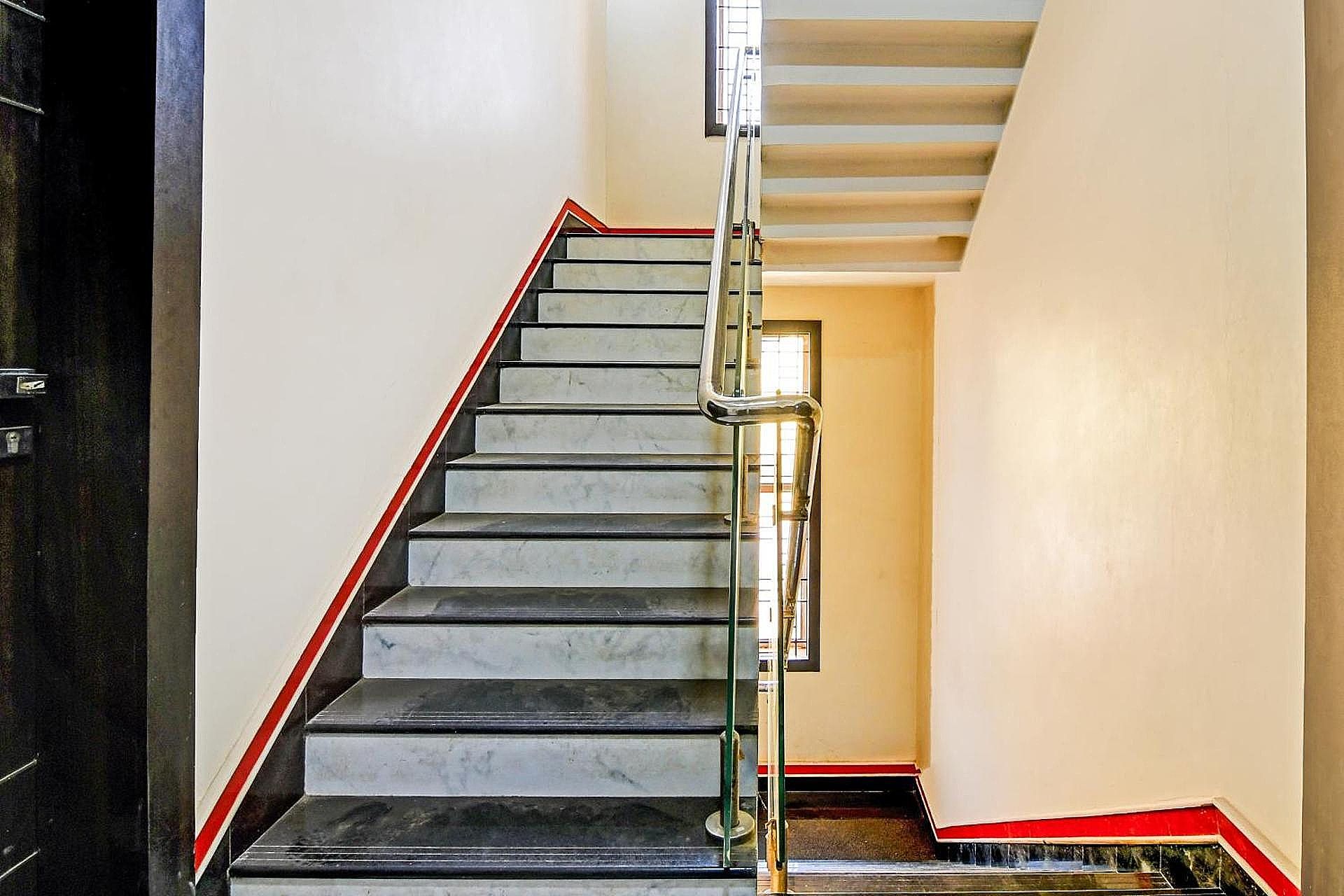 undefined Hotel O Home Modern Stay Near Iter 3