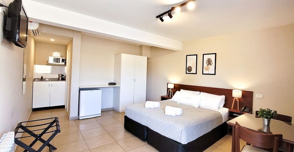 Soltigua Apart Hotel Mendoza Classic Double Room 3