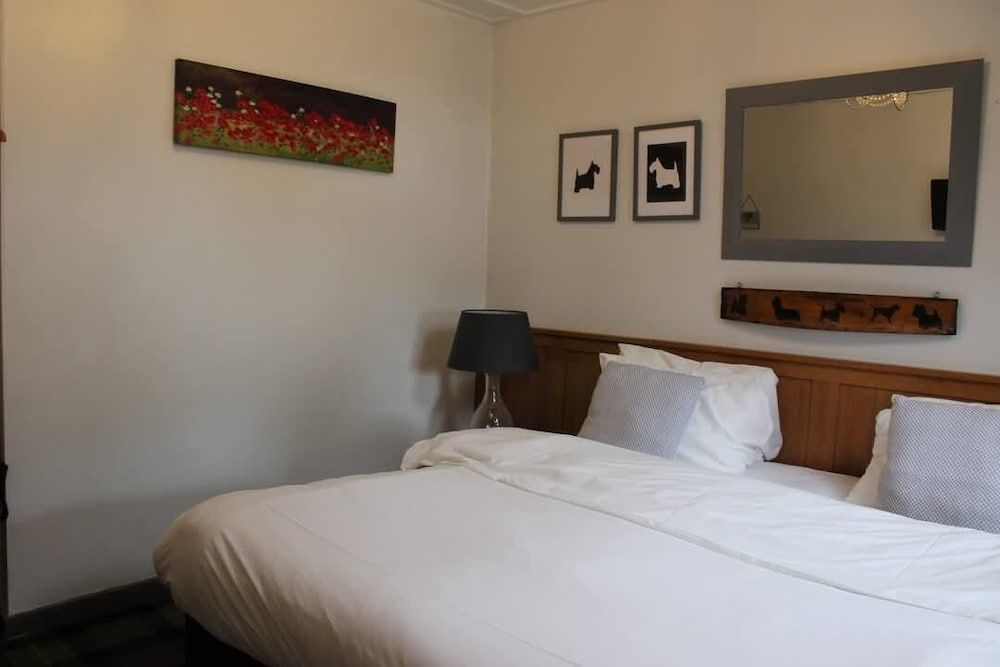 Argyle Guest House Scotty Dog Suite -  King/twin room