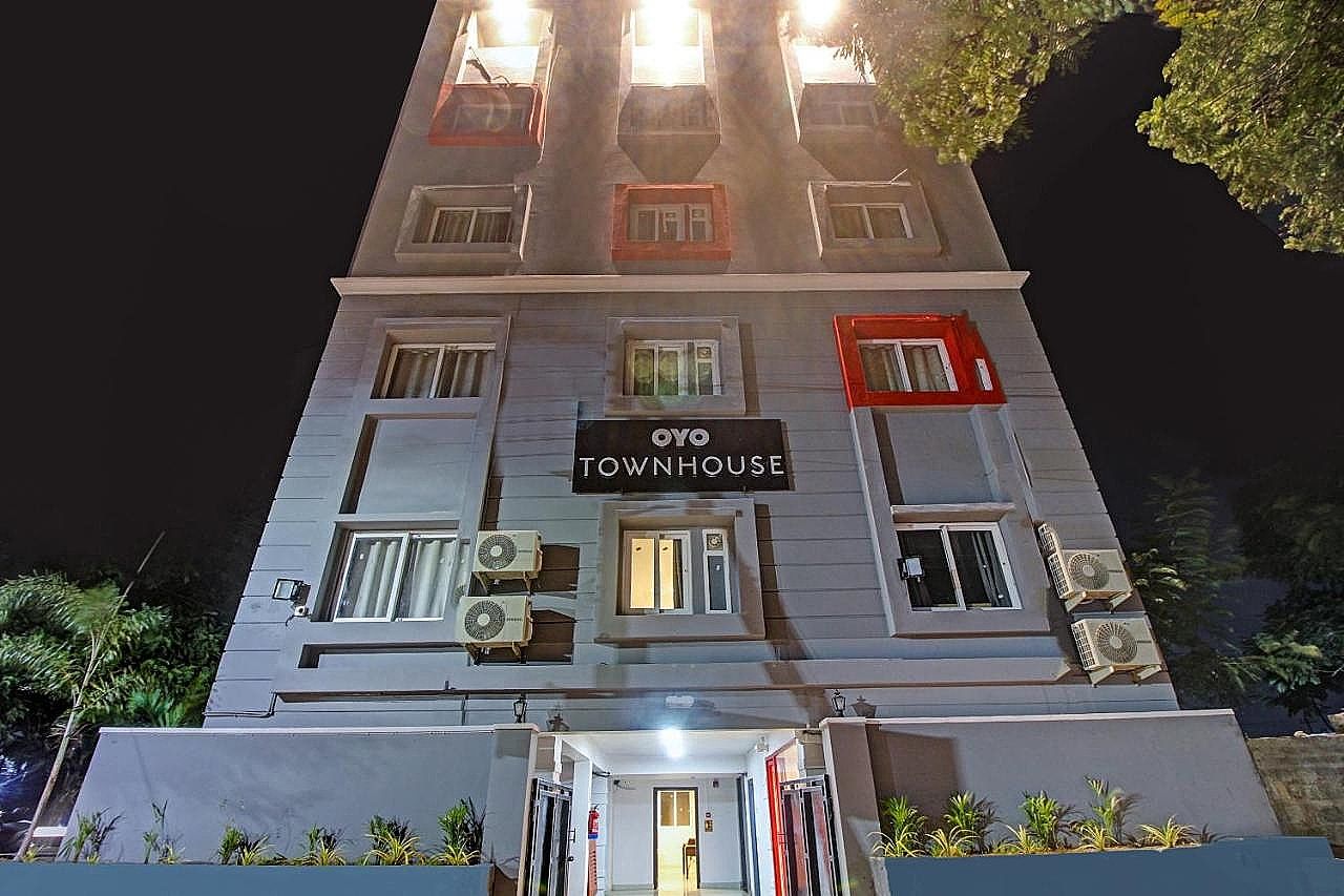 undefined OYO Townhouse 572 RCC Skyline 5