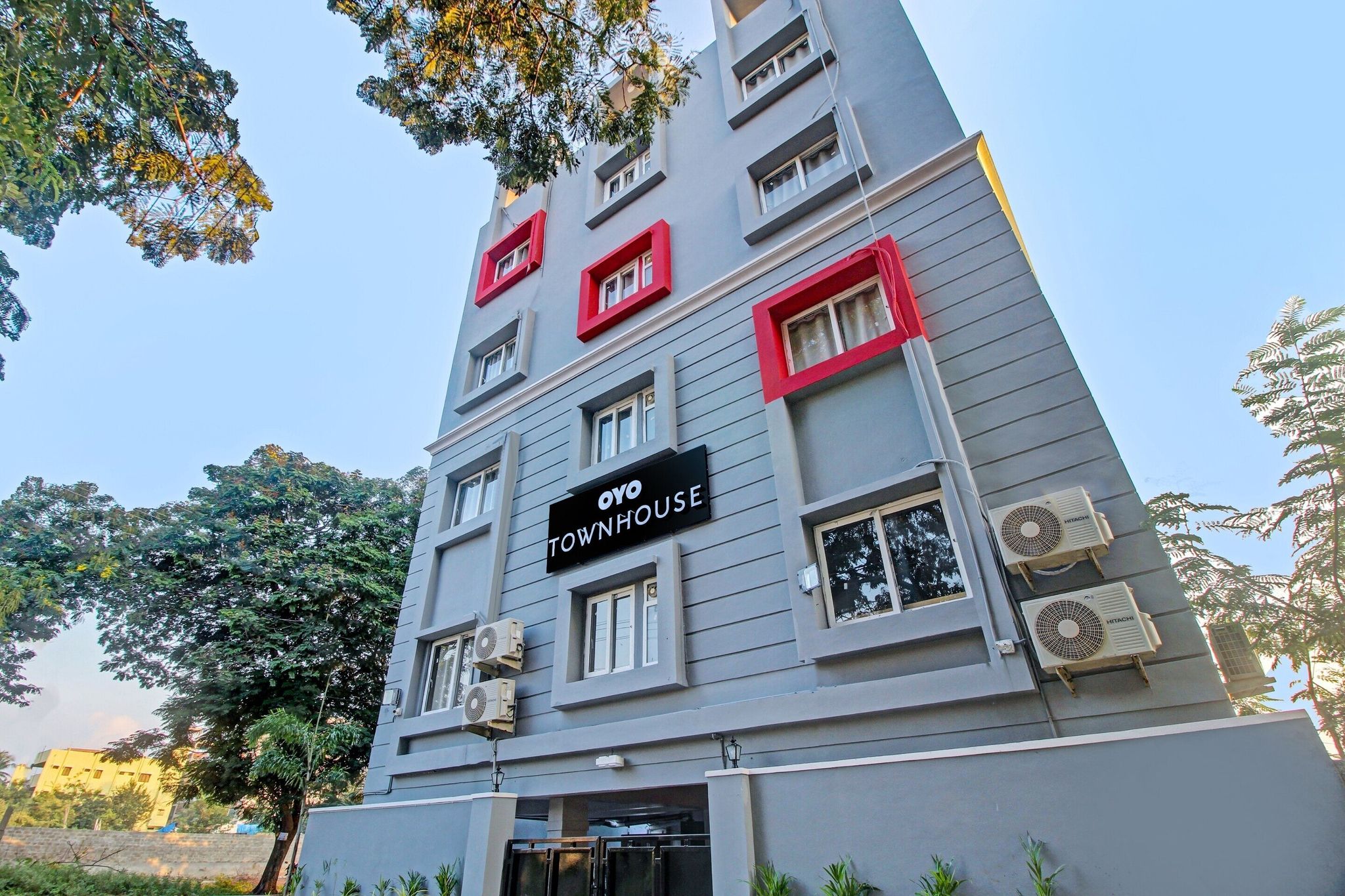 undefined OYO Townhouse 572 RCC Skyline 3