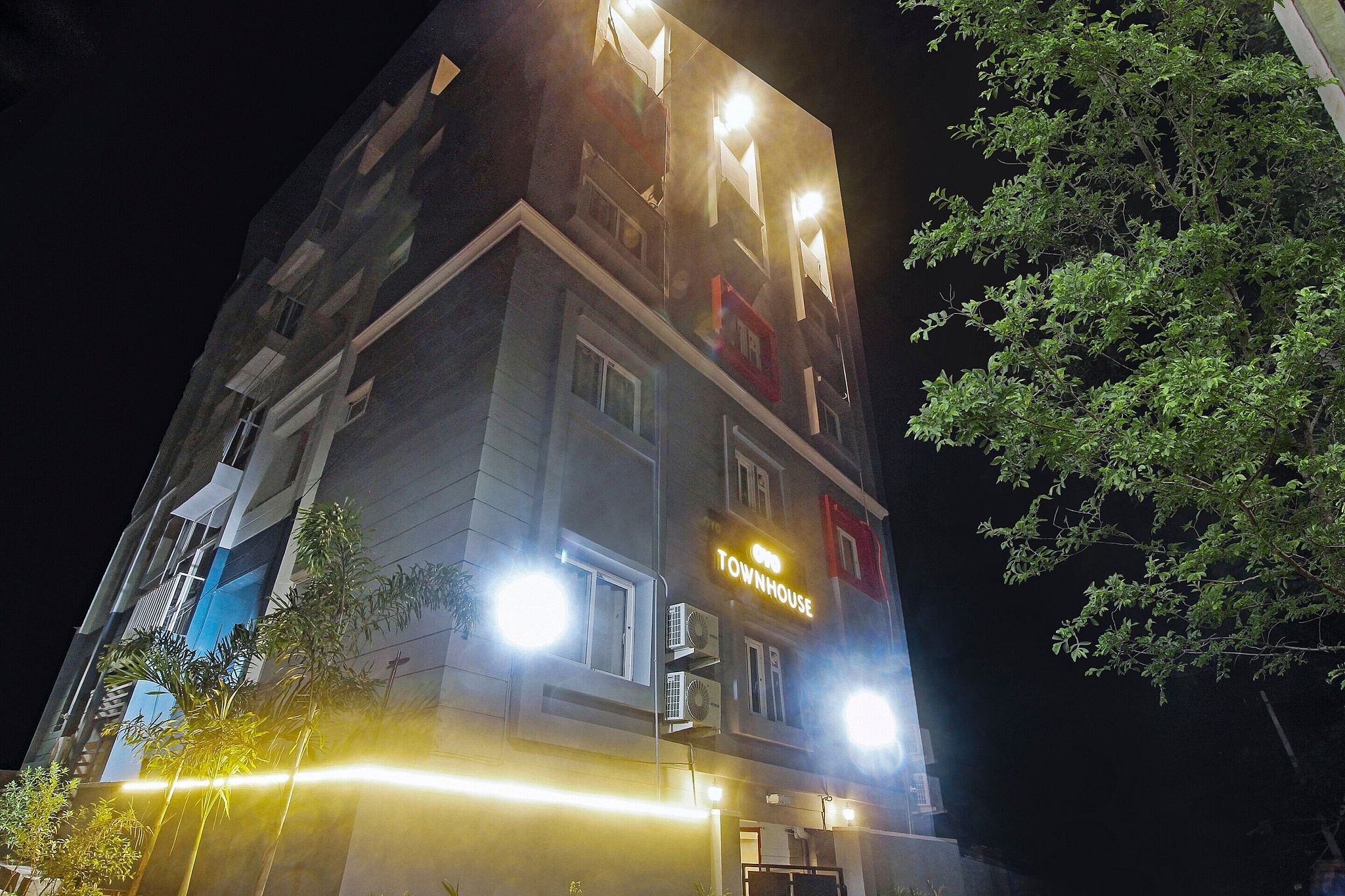 undefined OYO Townhouse 572 RCC Skyline 4