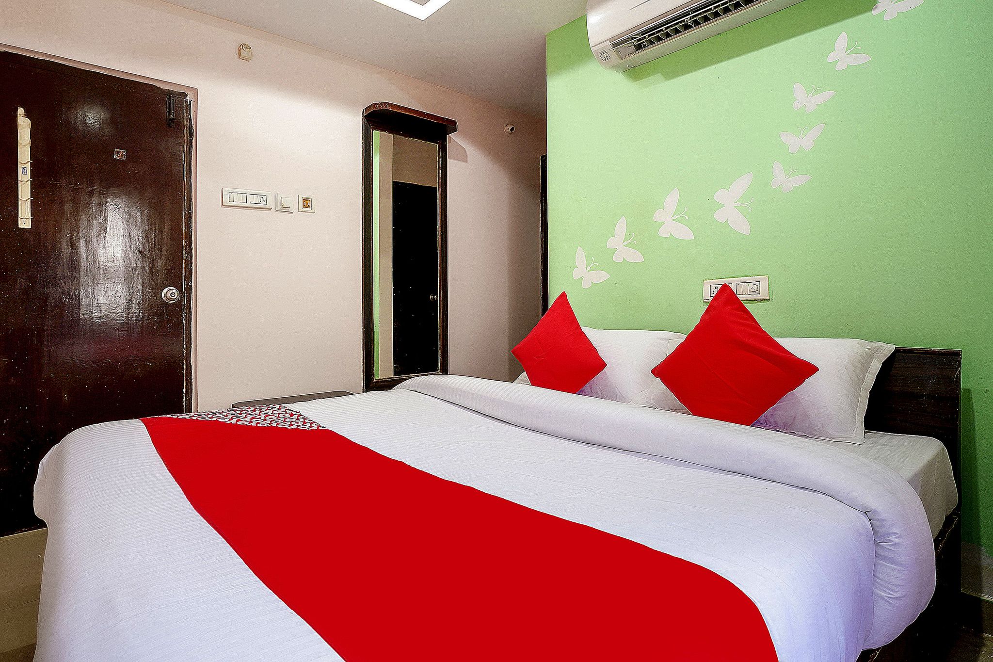 Triple Room with Bathroom