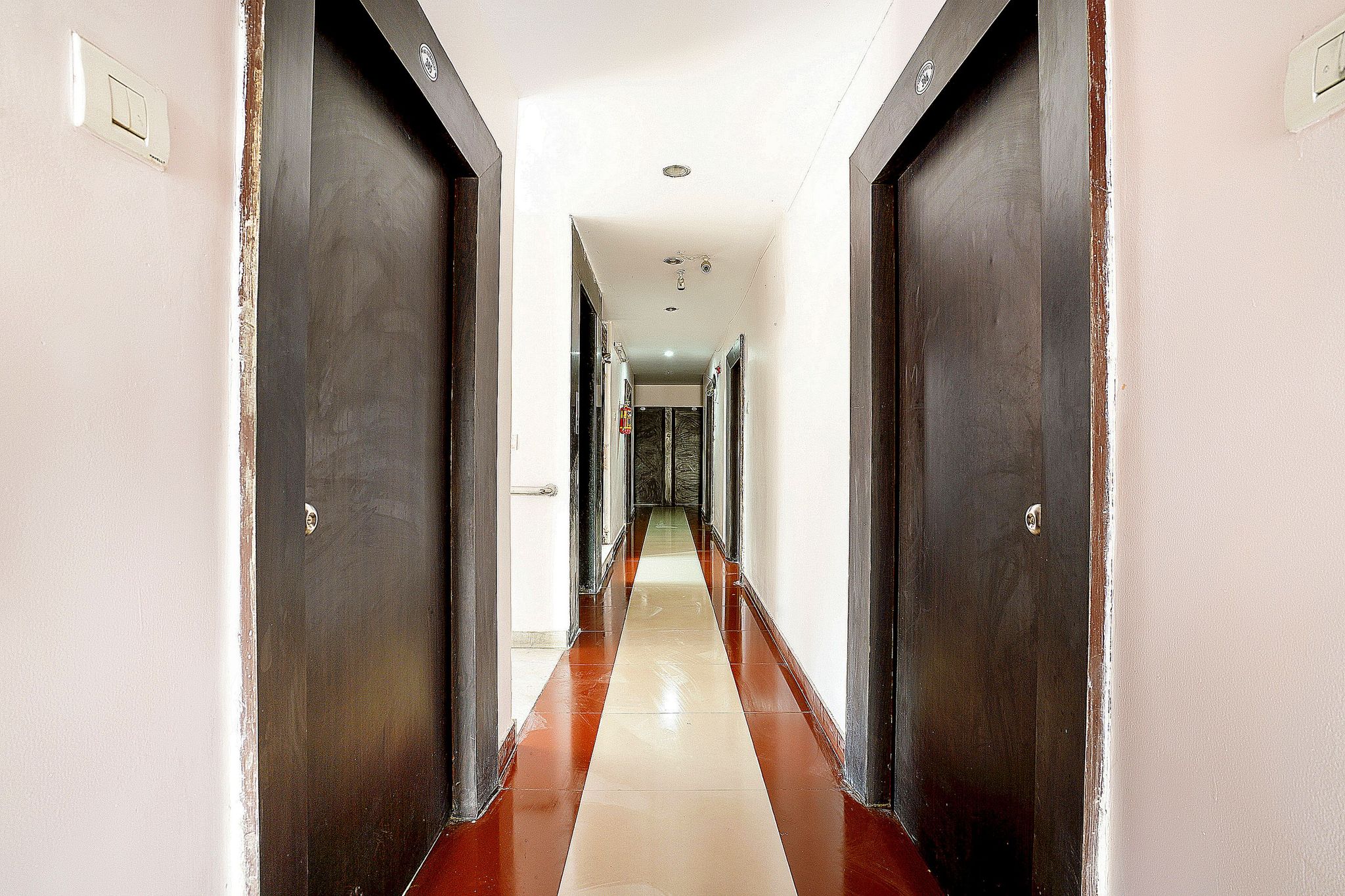 undefined Spot On Sunshine Inn 3