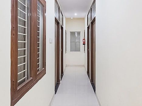 undefined OYO 74321 Hotel Dwarika Palace 2