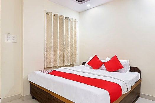 OYO 74321 Hotel Dwarika Palace Classic 3