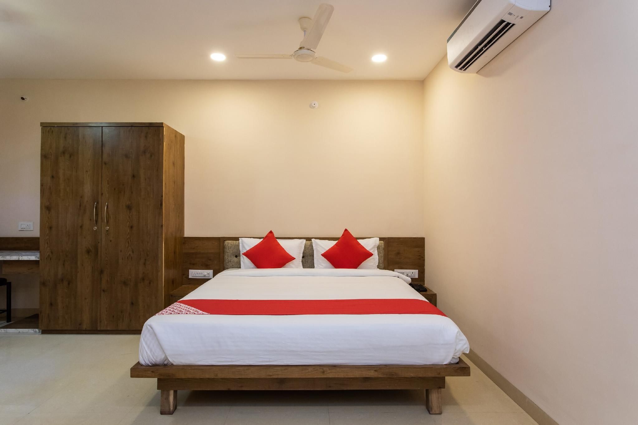 Hotel O Villa De Zamindar Classic Room 4