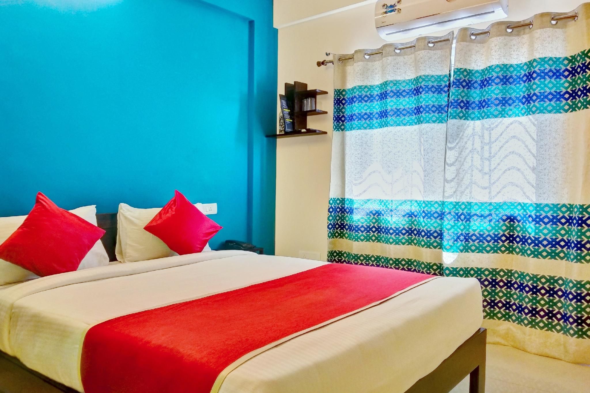 Collection O 10446 12 Degree West Classic Double or Twin